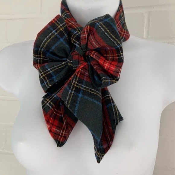Traditional Classic Old Style Tartan Plaid Christmas Holiday Scarf Scarve - Picture 9 of 9